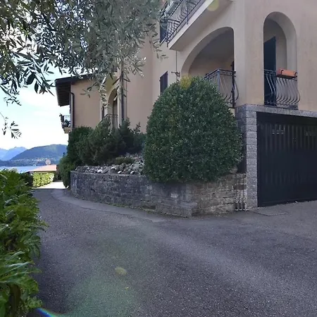 Apartament Dina *
